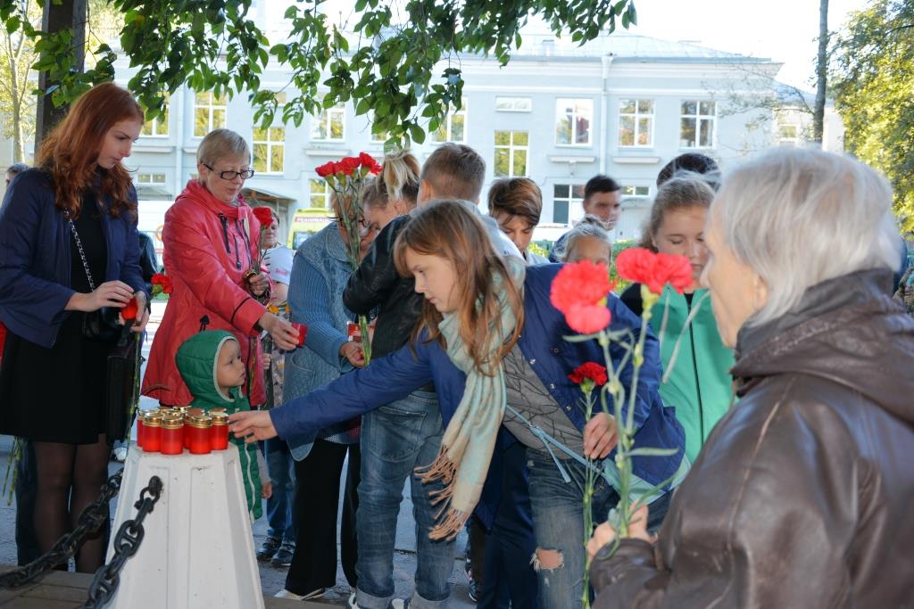 «Свеча памяти»